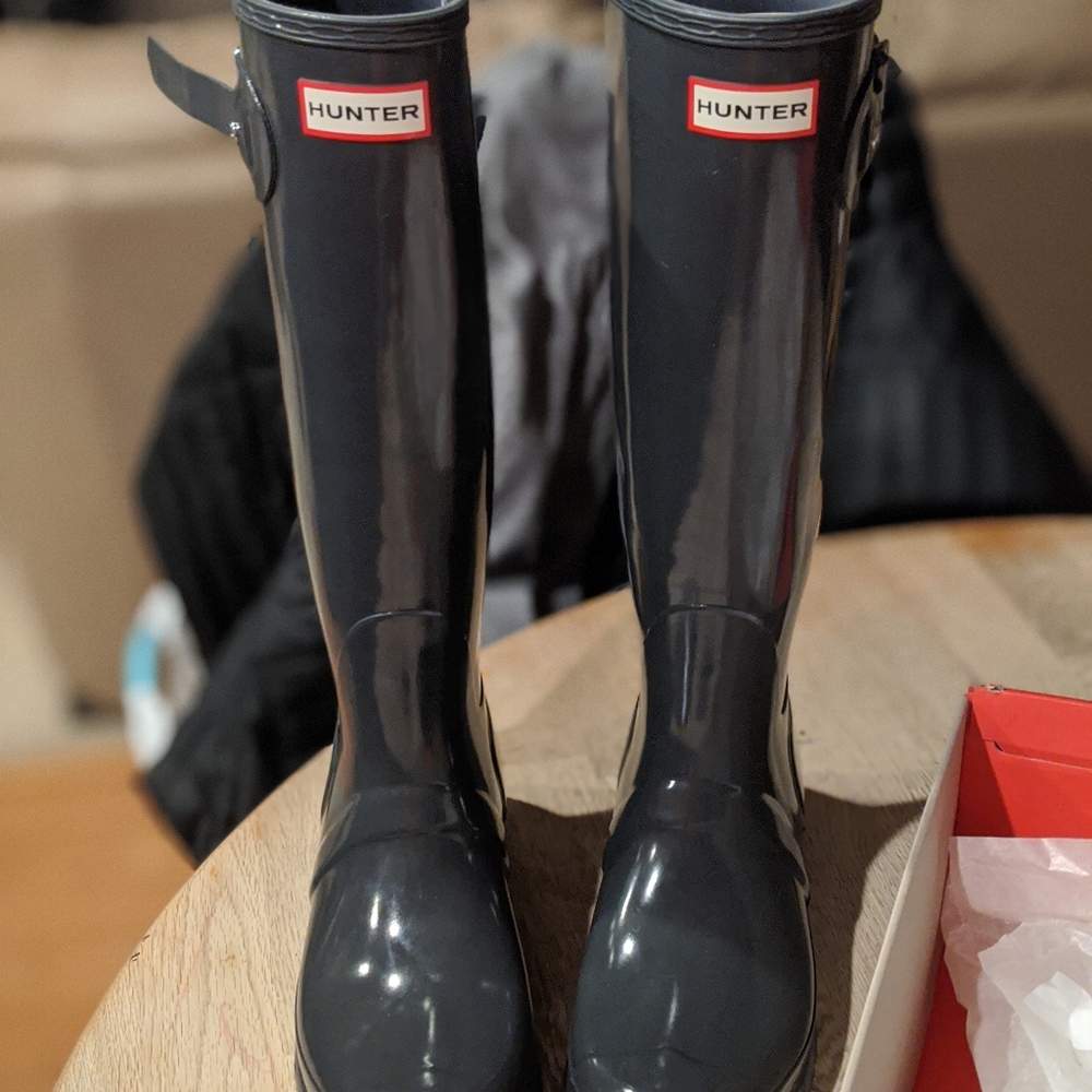 Hunter tall gloss rainboots